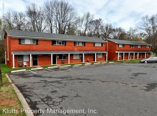 2727 Dundeen St, Charlotte, NC 28216