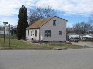 1759 E Ridgeway Ave, Waterloo, IA 50702