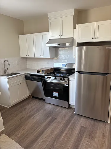 209 Halstead Ave #3 Photo 1