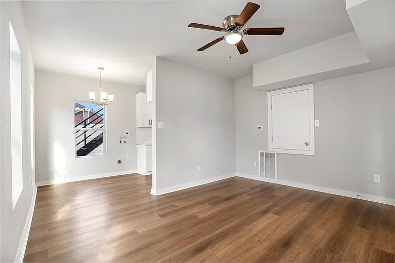 1 bed, 1.0 bath, 700 sqft, $1,195 — Photo 4