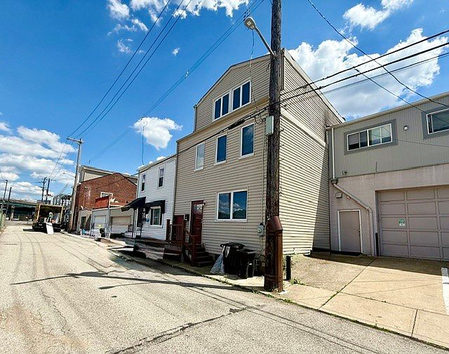 1st image of 2118 Merriman Way