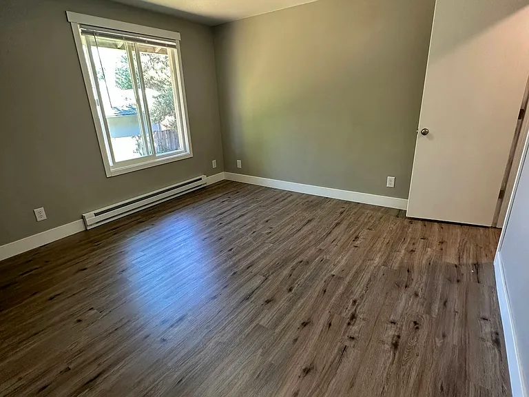605 Andrew St #A — Photo 9