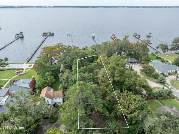 5124 SAN JOSE Boulevard, Jacksonville, FL 32207