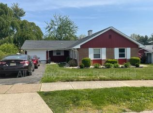 21 Montrose Ln, Willingboro, NJ 08046