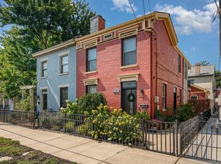 260 W 8th St, Covington, KY 41011