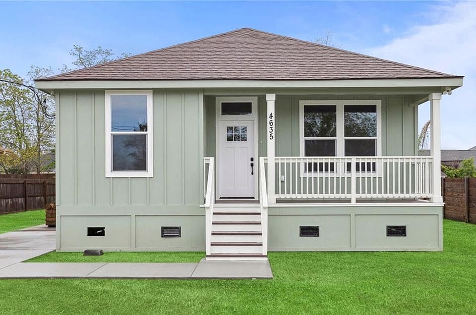 1st image of 4635 Longfellow Dr