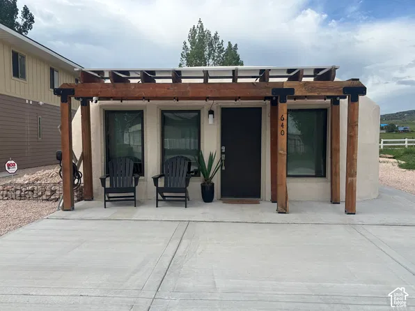 640 S Maple Dr, Garden City, UT 84028
