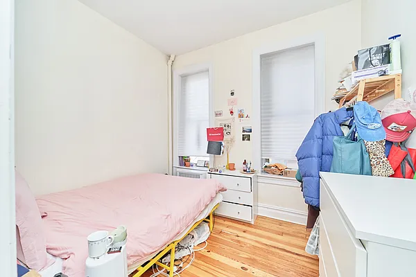 Rented by Living New York | media 12