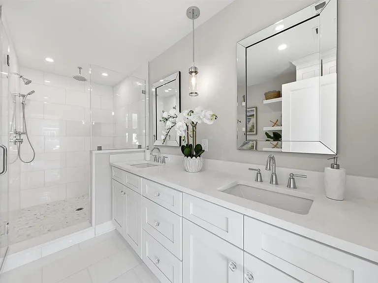 105 S Stratford Ave #MONTHLY LEASE JULY — Photo 43