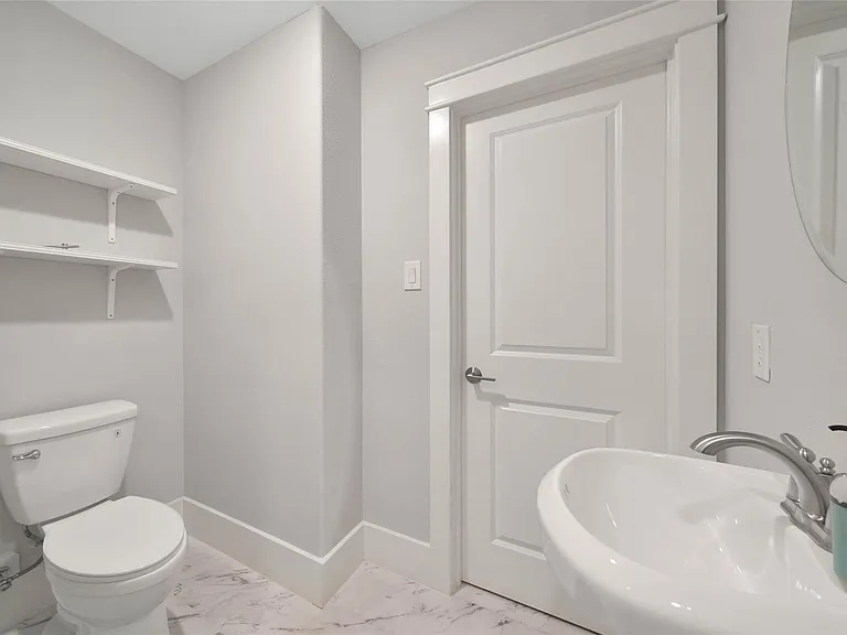 1808 Napa Creek Ln — Photo 27