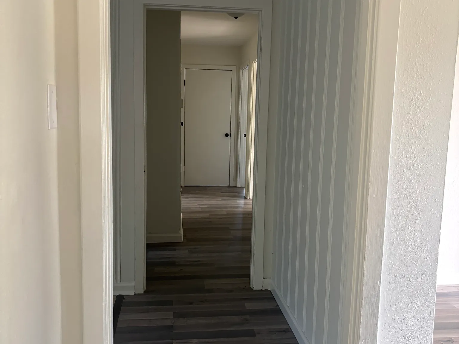 4 bed, 1377 sqft, $2,200 — Photo 2