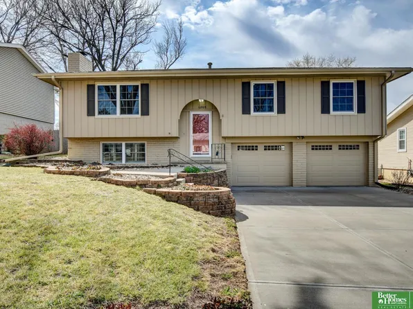 10929 X St, Omaha, NE 68137