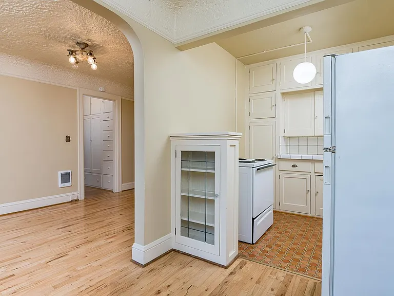 Westover Apartments — Photo 10