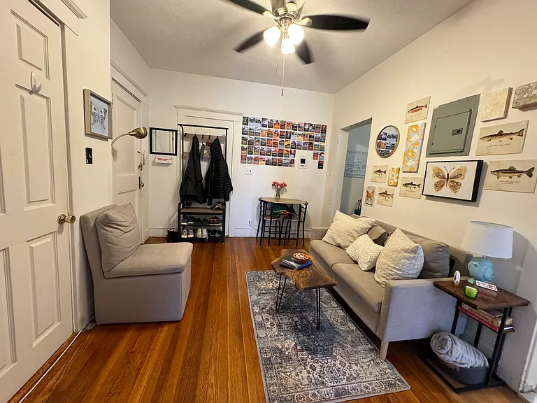 15 Scottfield Rd #10 — Photo 2