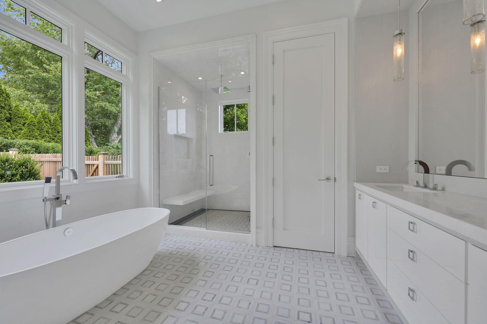  Junior Master Bath