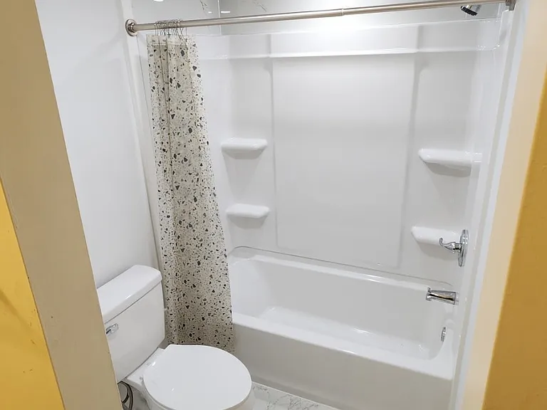 723 S Main St #2 — Photo 5