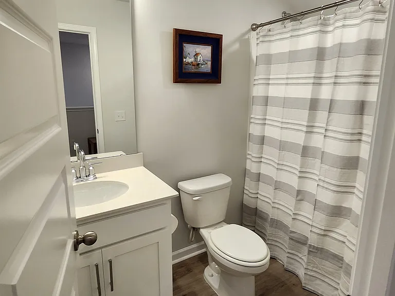 825 Descartes St — Photo 14