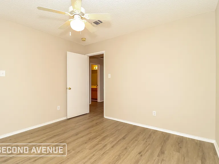 3704 Garden Springs Dr — Photo 16