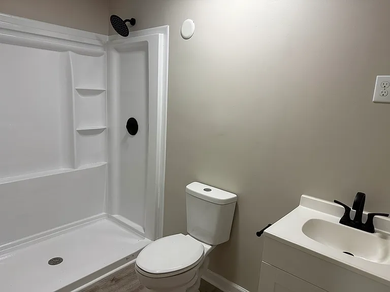 Master bathroom - 1st floor