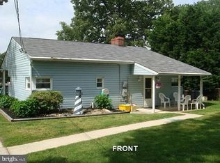 8260 Riverside Dr, Pasadena, MD 21122