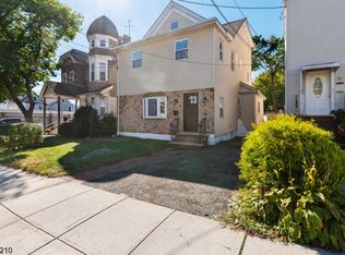 8 Kling St, West Orange, NJ 07052