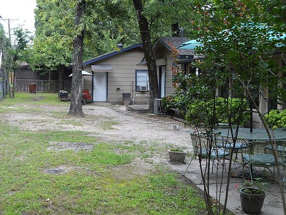 2nd image of 128 Wildgrove Dr