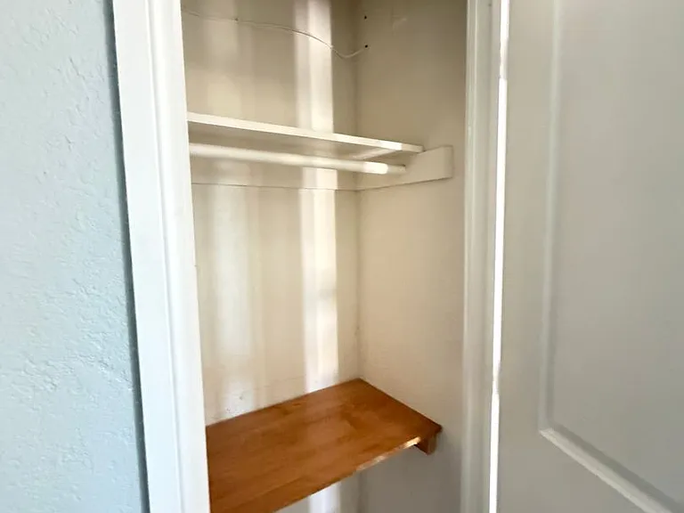 405 N Gold Canyon St — Photo 10