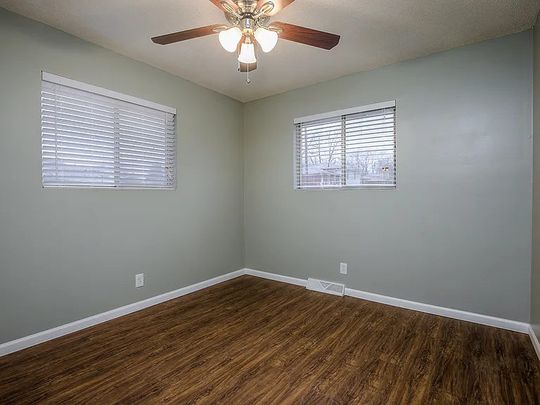 514 NE Corder St #A — Photo 18