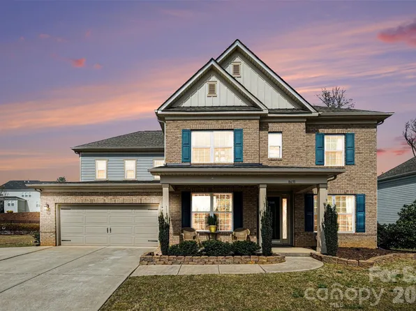 8651 Shadetree St, Huntersville, NC 28078