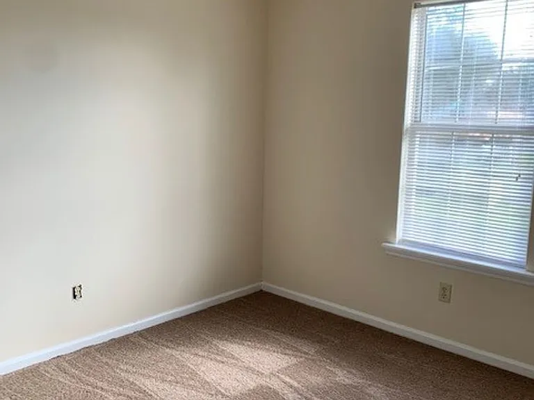 3004 Kensington Ln — Photo 5