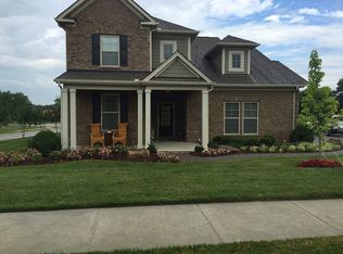 421 Blackthorn Ln, Gallatin, TN 37066