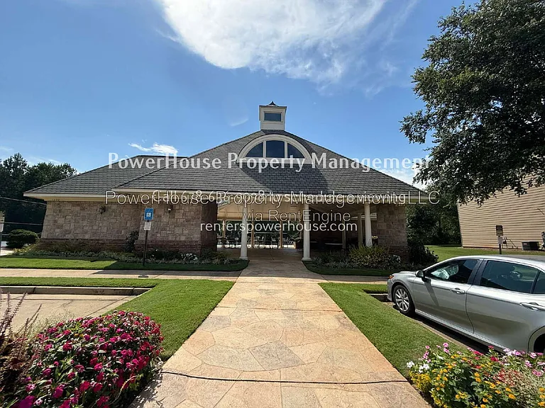 1045 Township Cir — Photo 47
