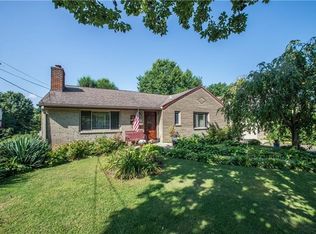 356 Parkway Dr, Mt Lebanon, PA 15228