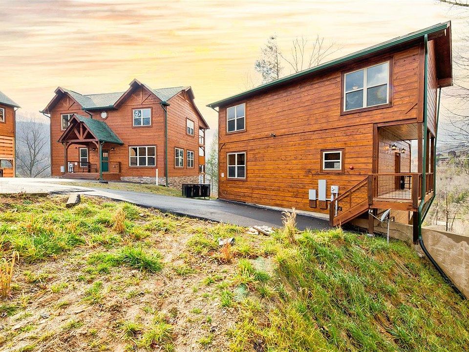 1127 Greenbriar Village Ln, Gatlinburg, TN 37738 Zillow