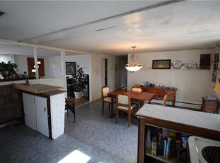 54 Homeland Ave, Warwick, RI 02886