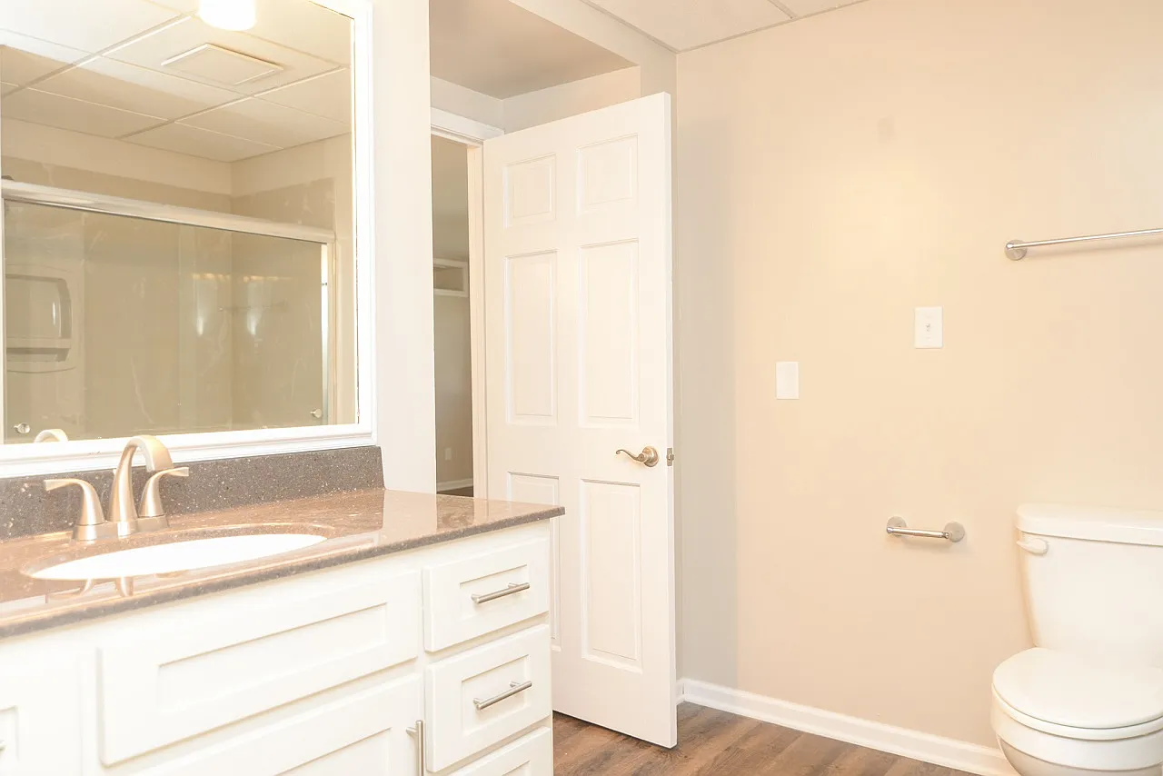 611 East Capitol Avenue - T1 — Photo 2