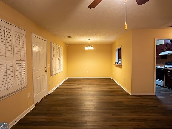 4th image of 2801 8th St