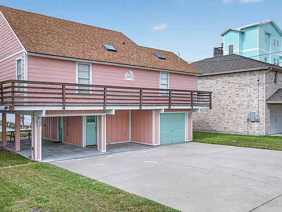 2nd image of 128 Copano Ridge Rd