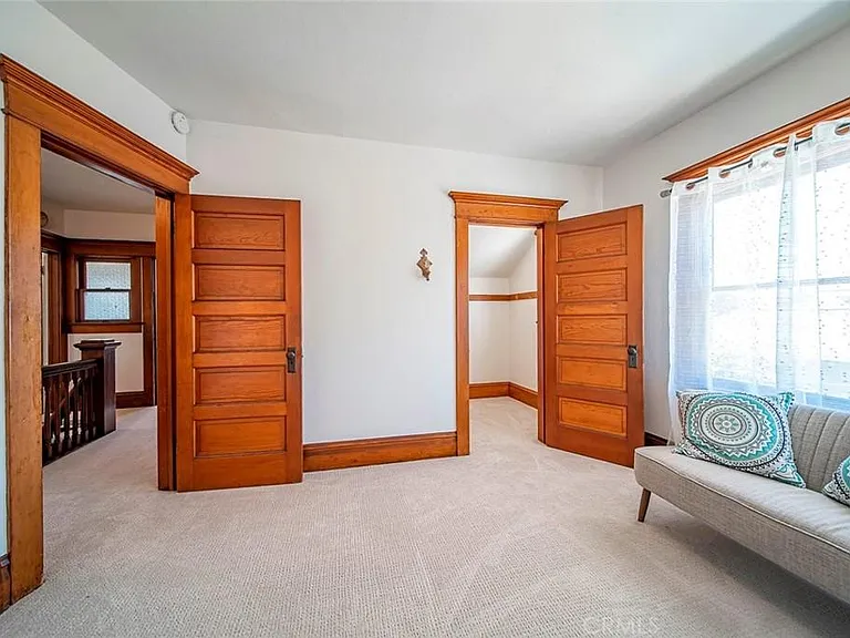 14211 Cedarwood St — Photo 16