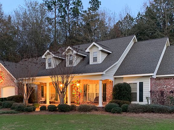 5th image of 1200 Sandalwood Dr