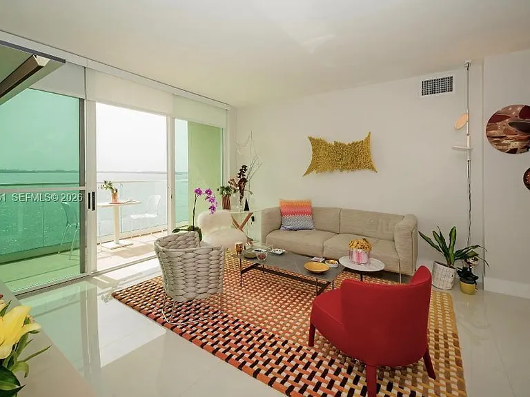 800 Claughton Island Dr #704 — Photo 2
