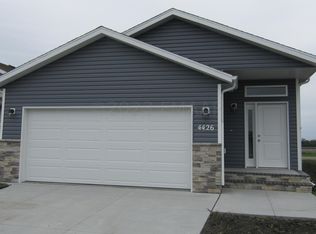 4426 19th St S, Moorhead, MN 56560