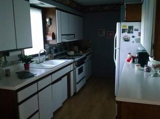 118 Burns St, Essexville, MI