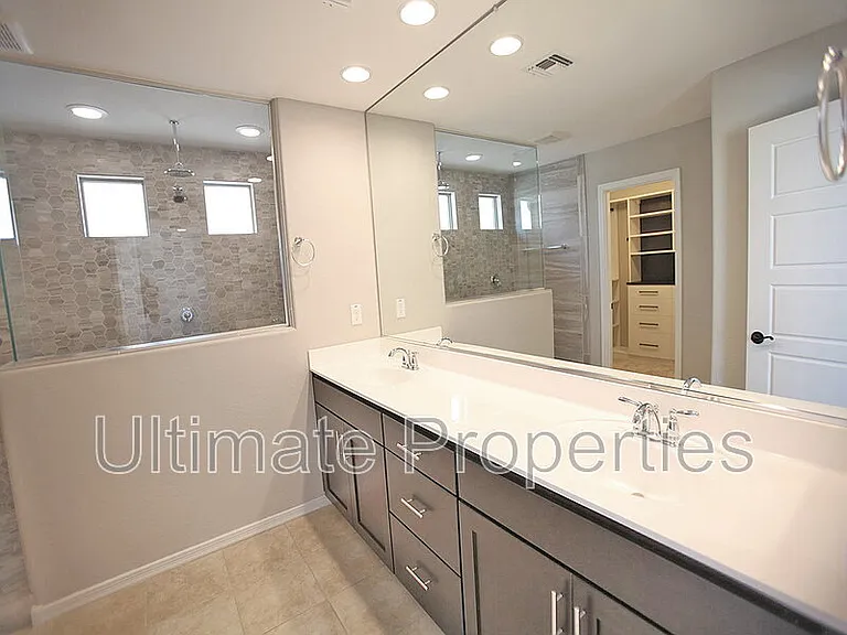 8920 W Marshall Ave — Photo 18