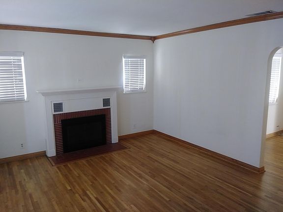Front/Living Room