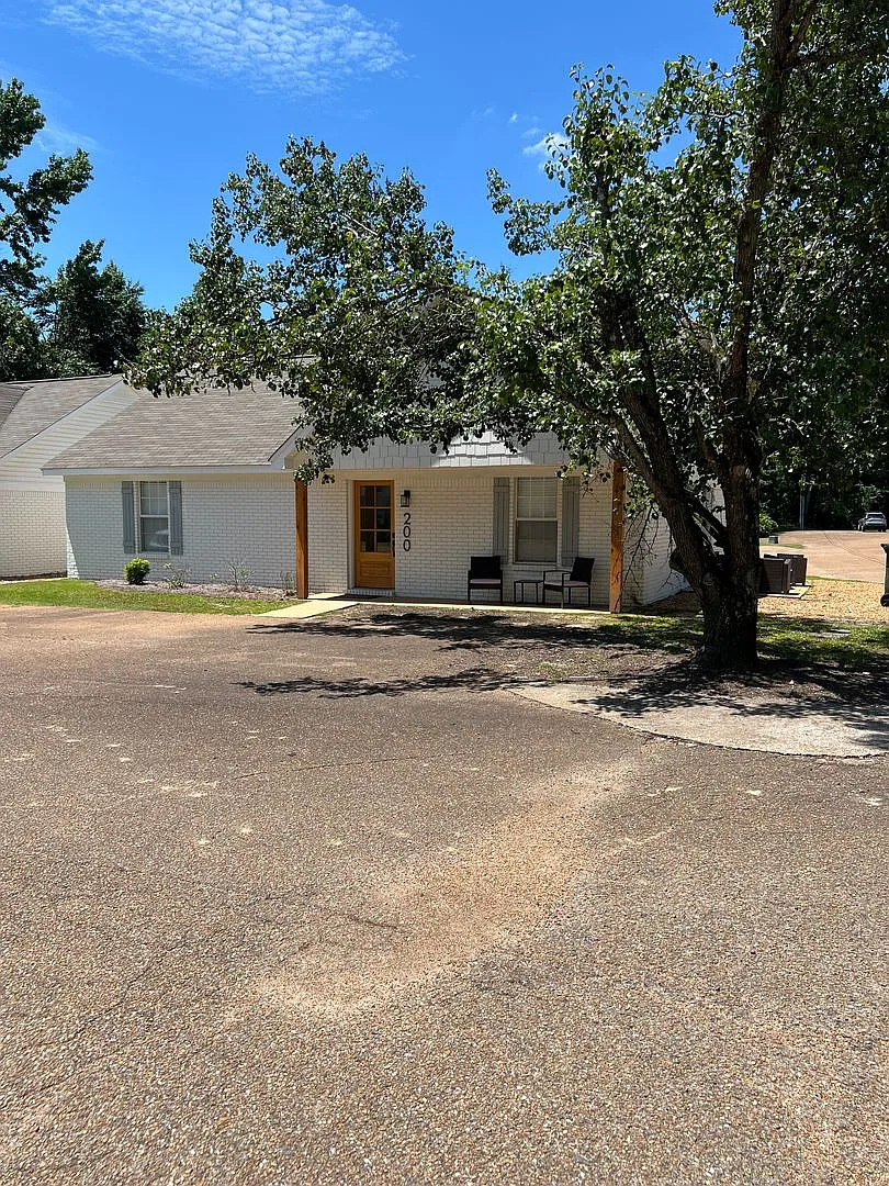 200 Leigh Lane, Oxford, MS — Photo 3