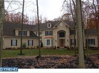 102 Forest Woods Dr, Mullica Hill, NJ 08062
