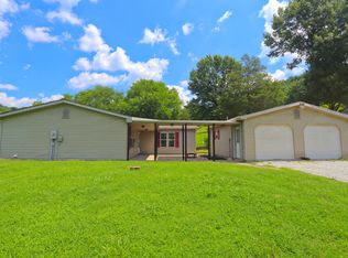 6 Odum Ln, Lancaster, TN 38569