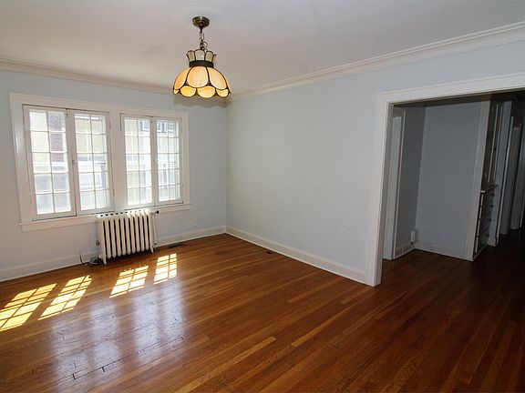 4th image of 311 W 51st St Fl 1