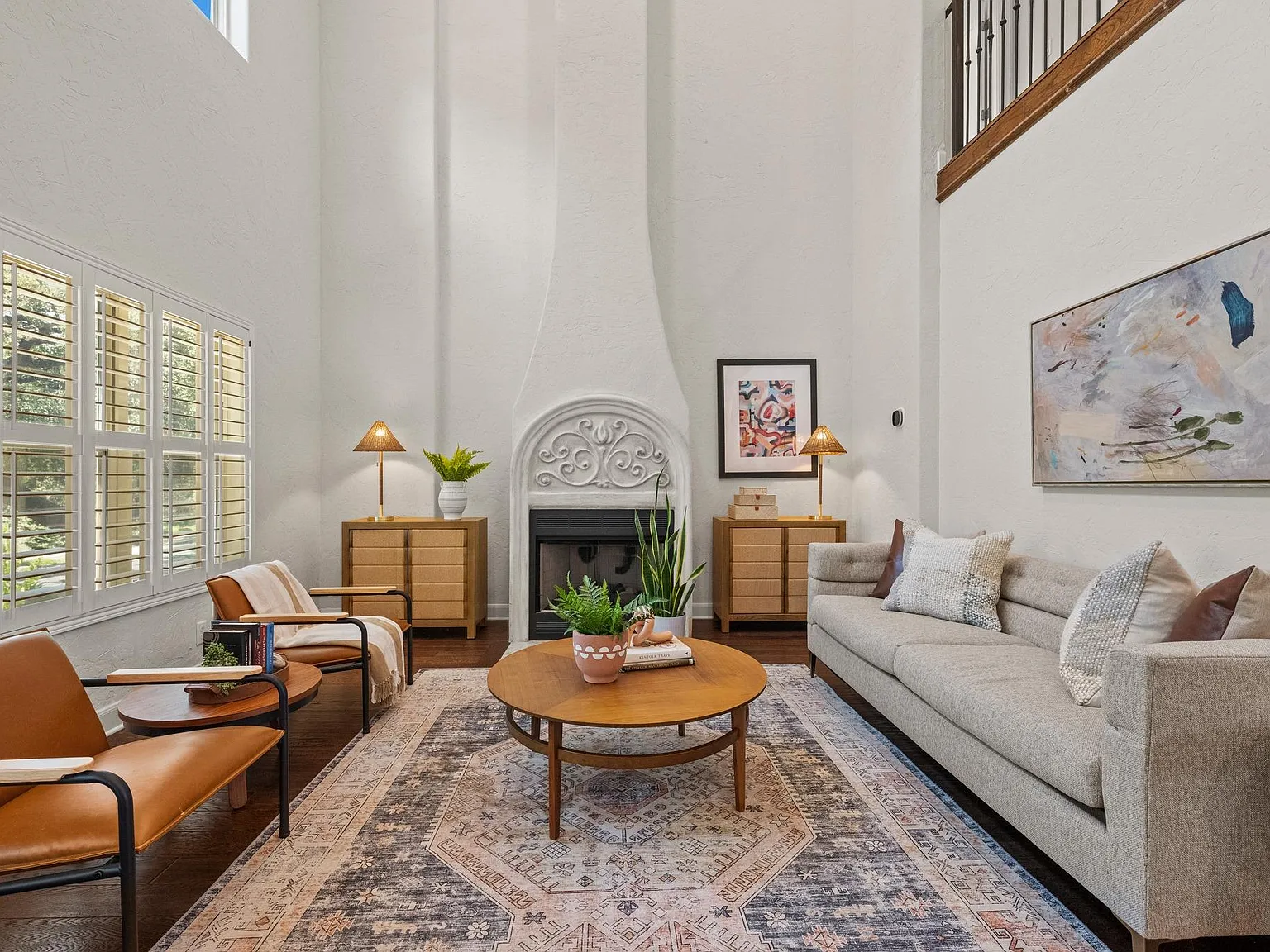 4 bed, 4.0 bath, 2742 sqft, $6,950 — Photo 3
